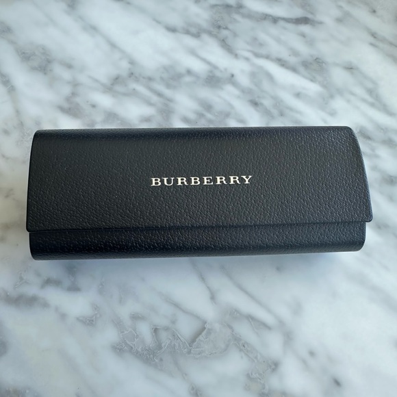 Men’s Black Burberry Sunglasses - New - Picture 2 of 4